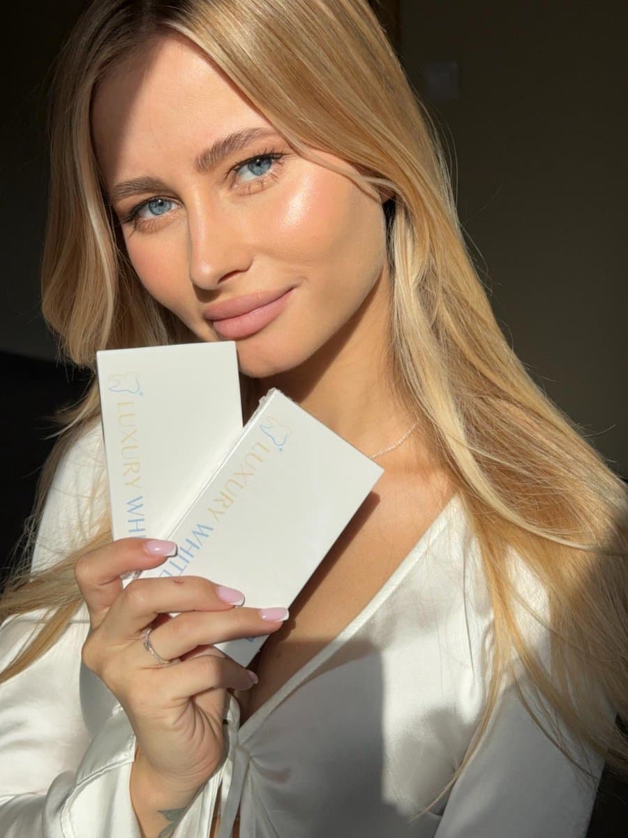 Luxury White PAP+ Whitening Strips thumbnail 4