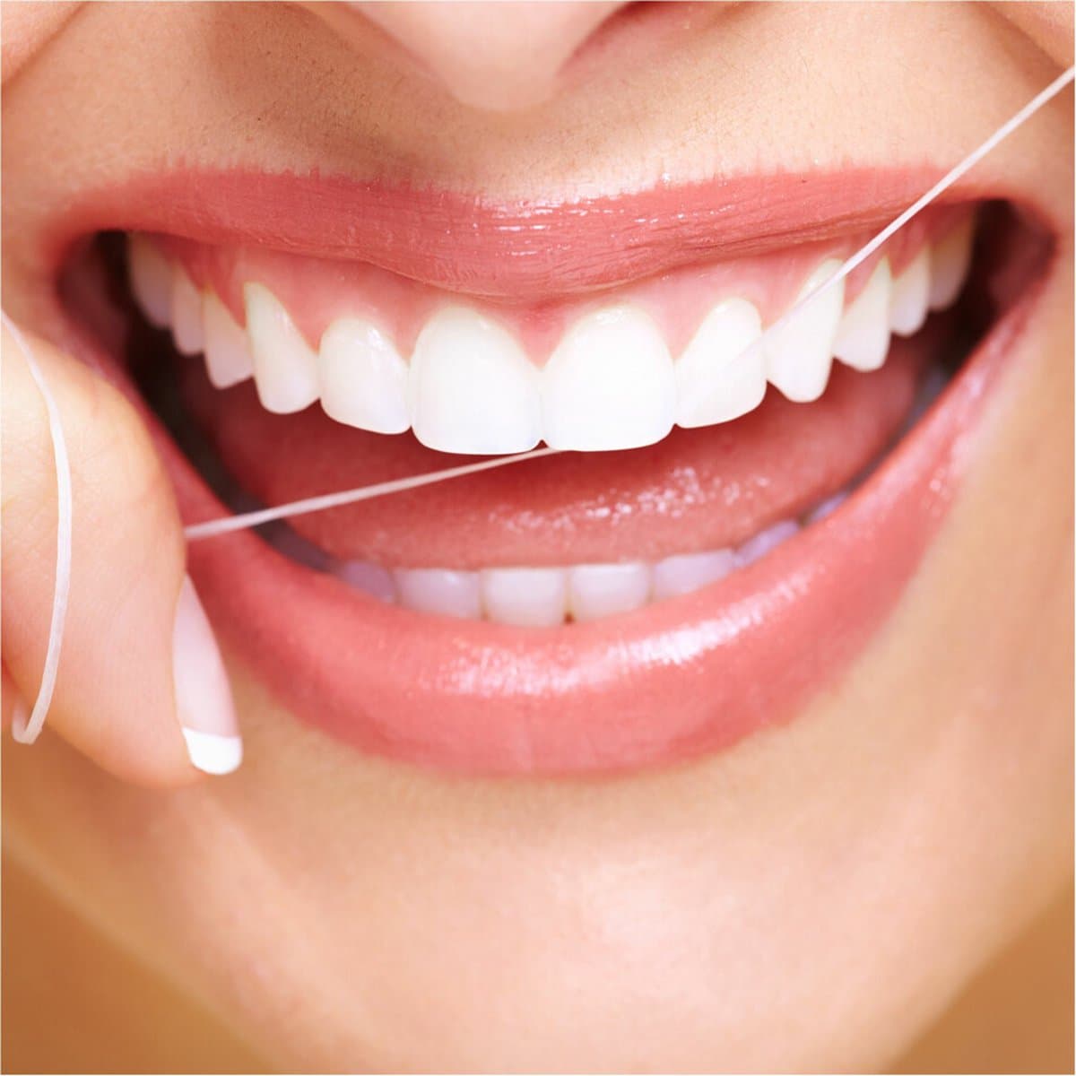 Oral-B Essential Floss Mint 12-Pack thumbnail 6