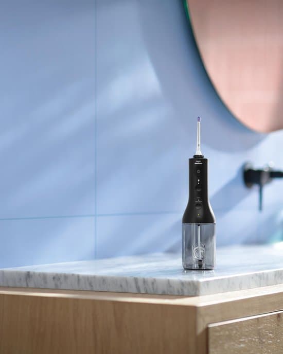 Philips Sonicare 3000 Cordless Powerflosser thumbnail 7